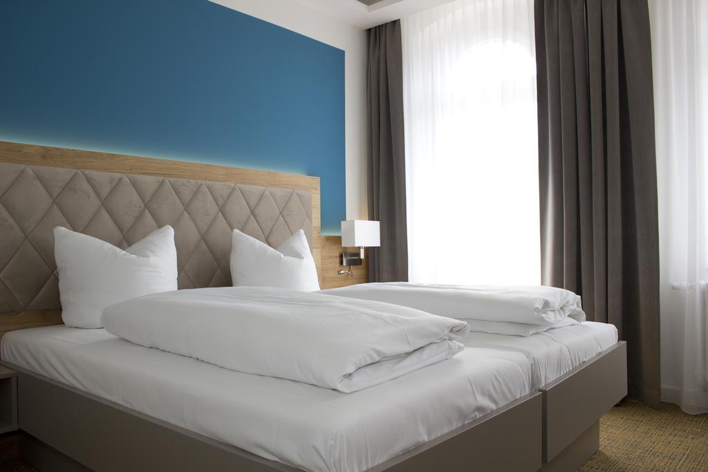 Hotel Ross Meißen Oda fotoğraf